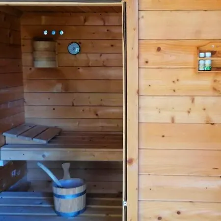 Kalandfeszek * Orfű