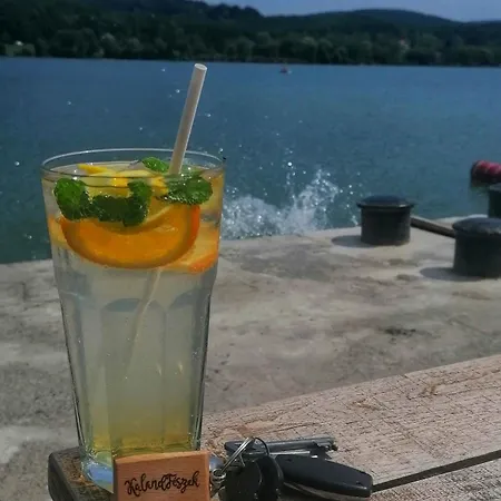 Dom wakacyjny Kalandfeszek *